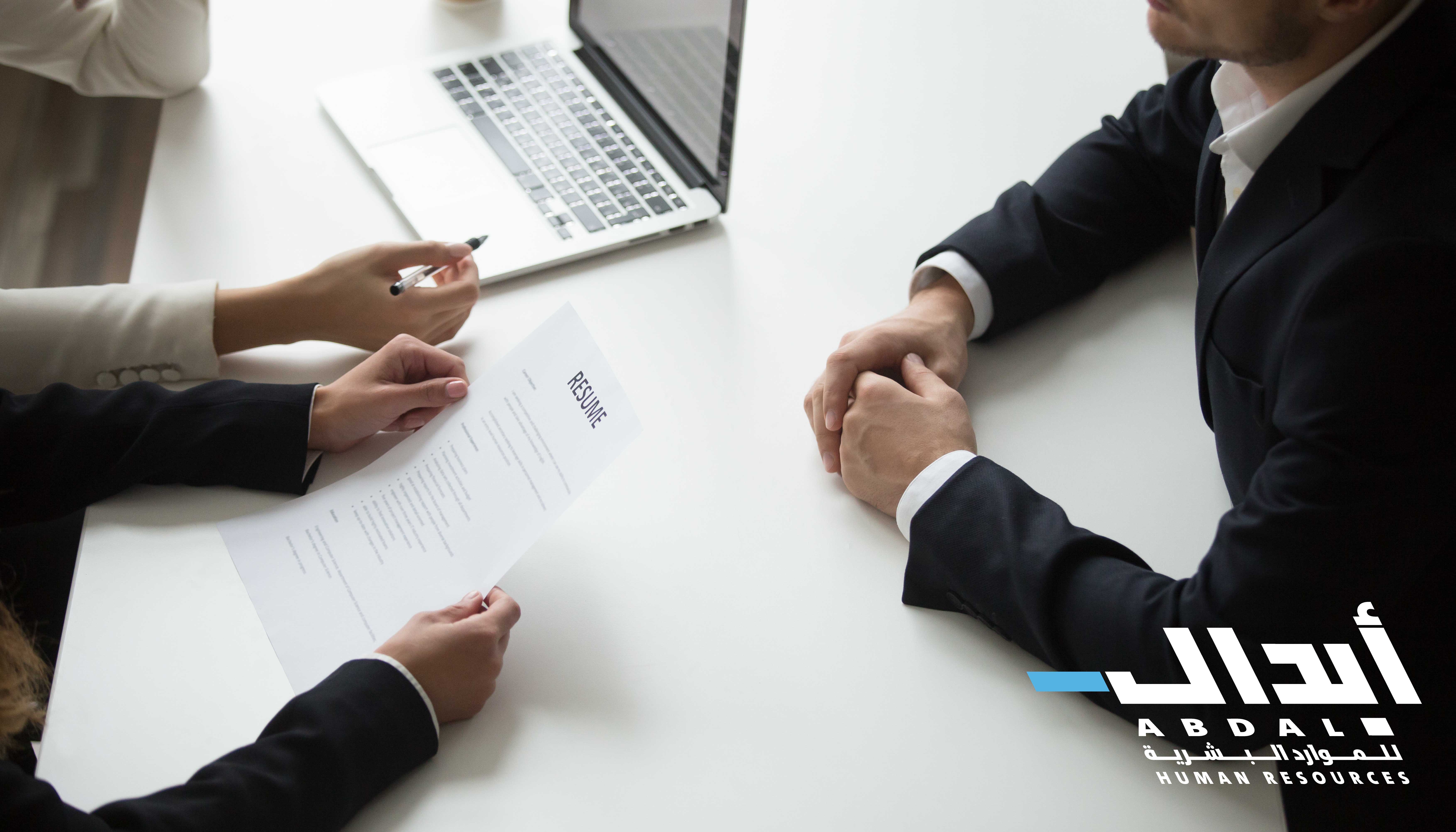 خدمة البحث عن التنفيذيين تطلق العنان لمنشأتك